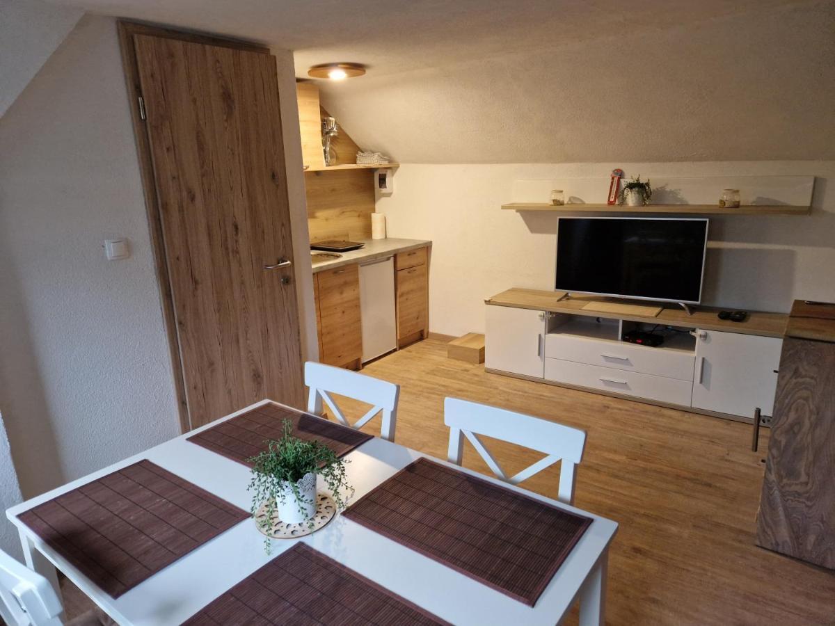 Apartment Koca Na Pikovem *